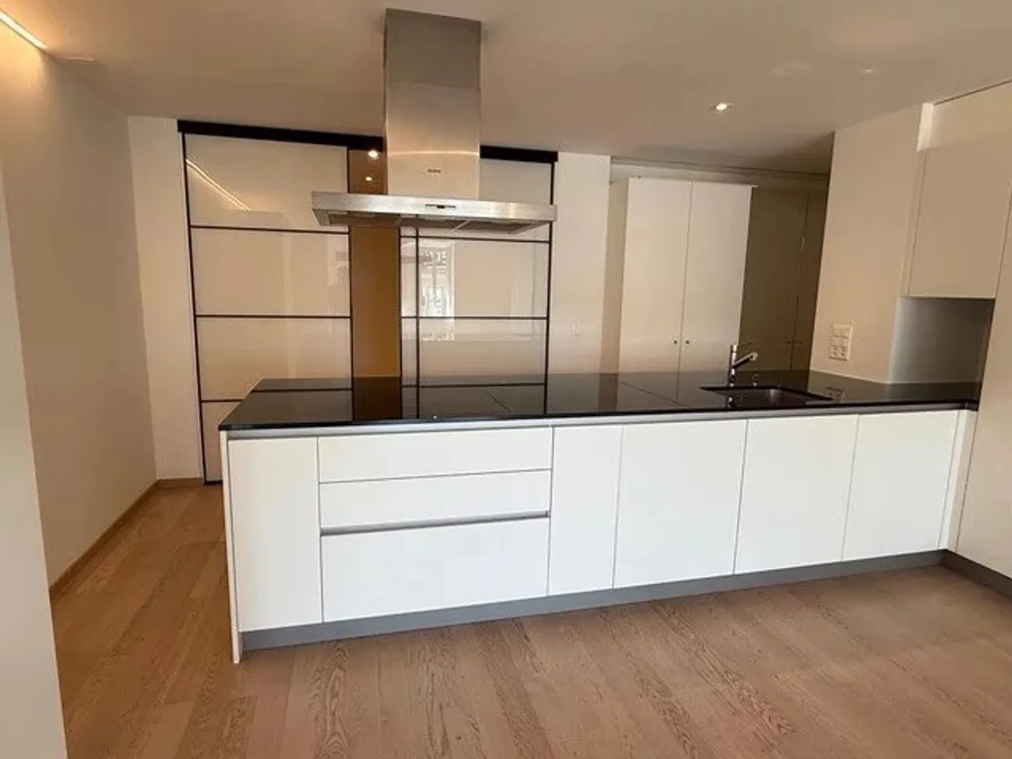 Loft de 103m2 au 1er étage dans un immeuble de standing. - Photo 7 sur 11