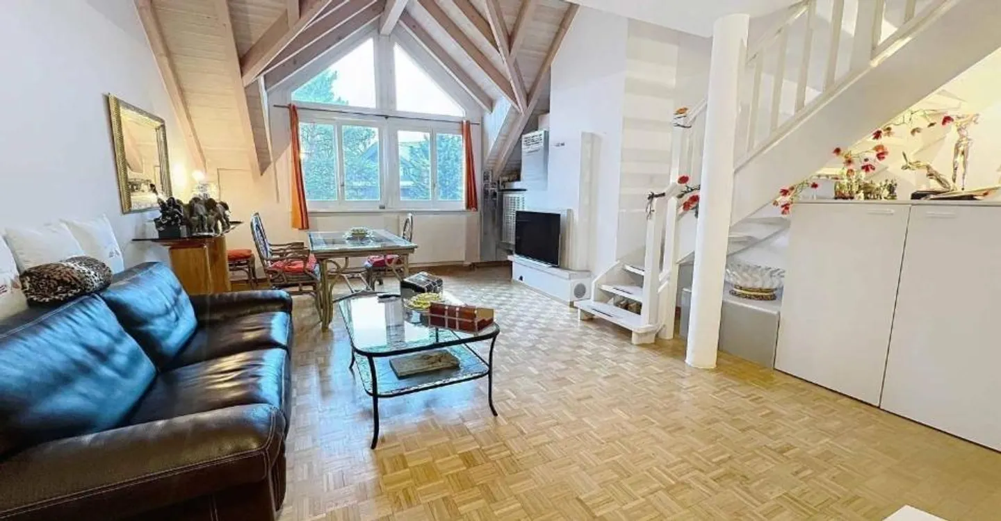 Pleasant bright apartment with duplex - Photo 2 of 7