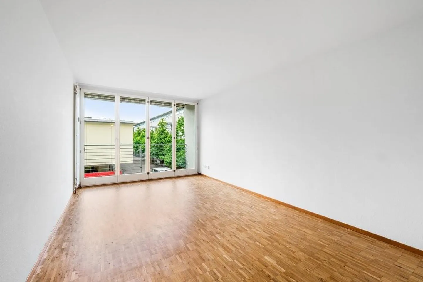 AFFITTO SENZA CAUZIONE - Appartamento per studenti in affitto a Dättwil AG - Foto 4 di 5