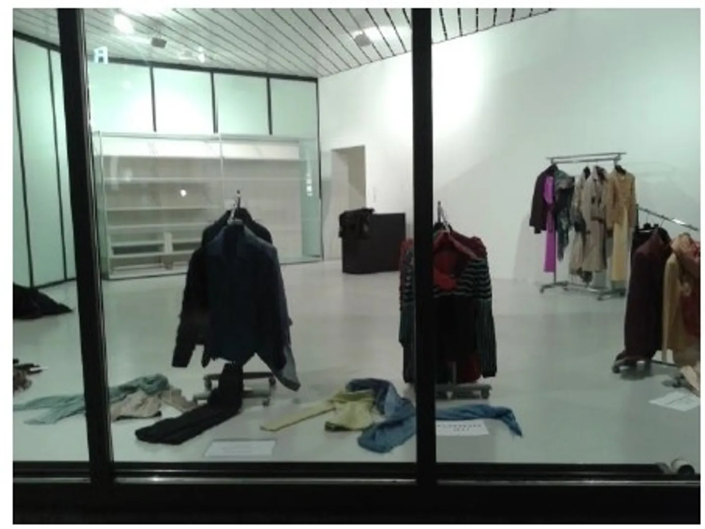Retail space in the center of Obersee with over 8m window front in Arosa - Photo 5 of 8
