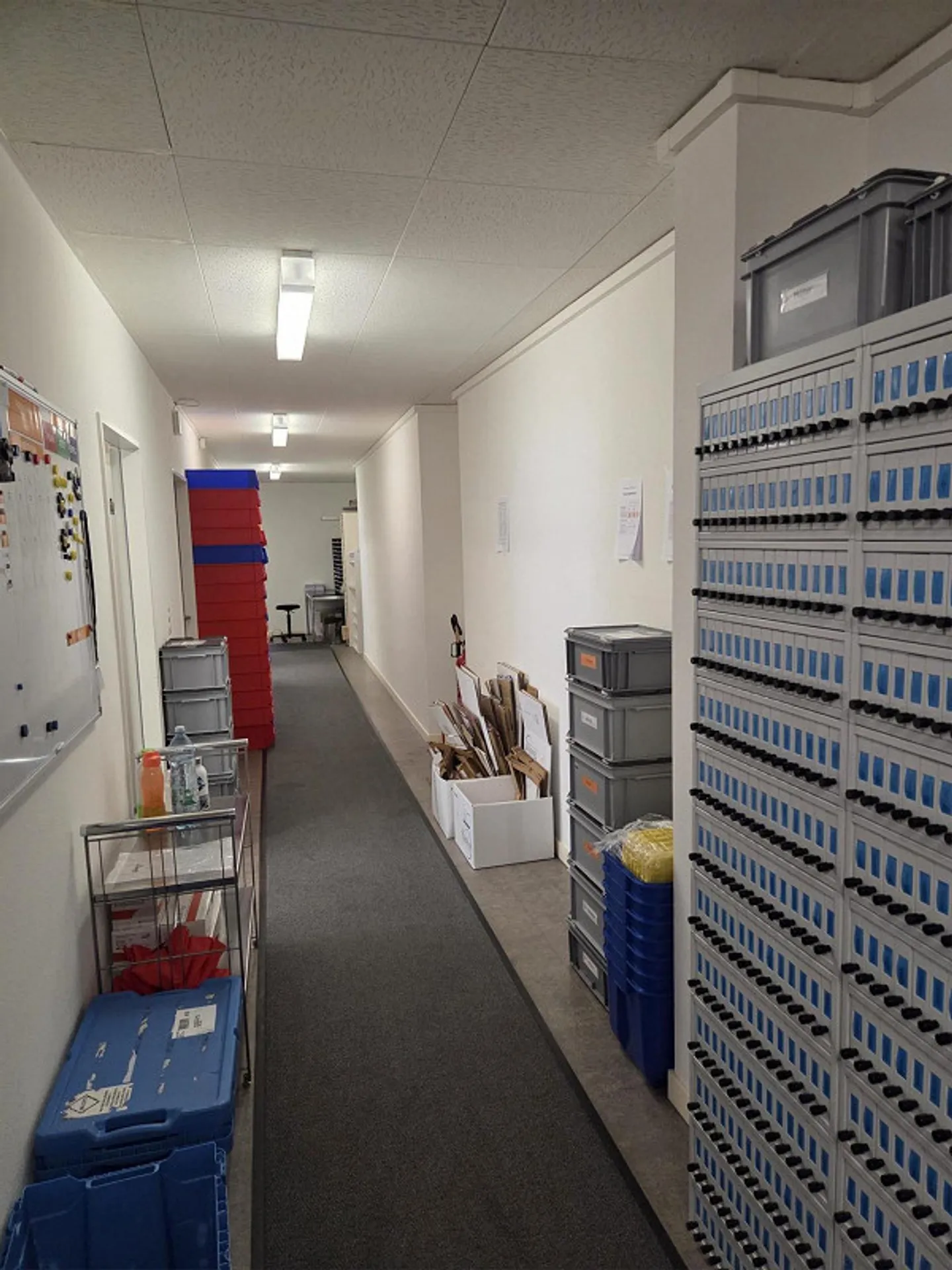 schöne helle Praxis oder Büroraum zwischen Bankverein und Aeschenplatz - Foto 3 von 4