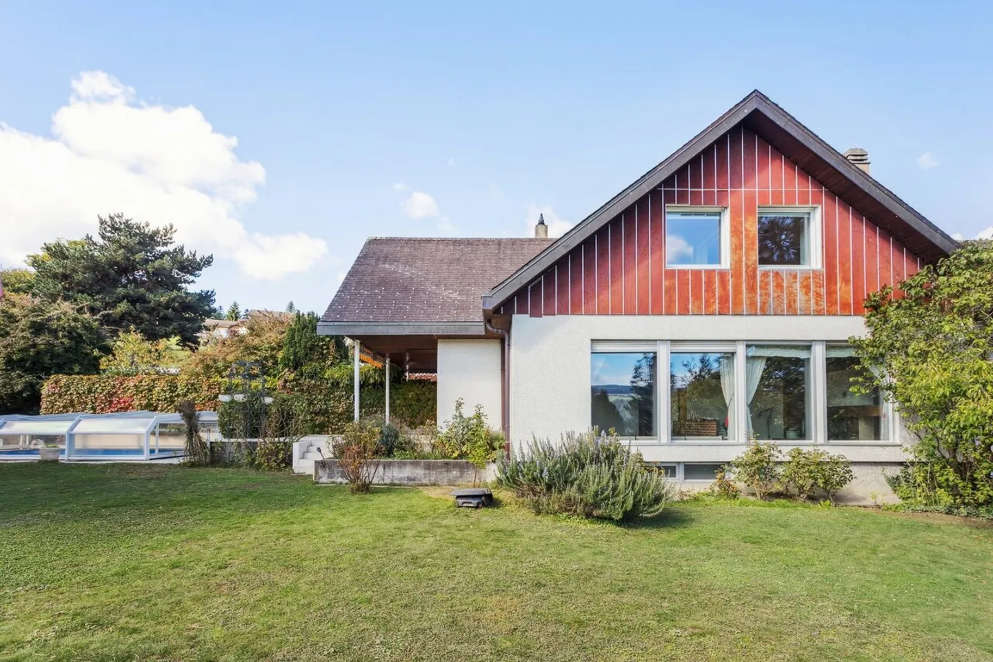 Villa spaziosa con piscina e vista libera - Foto 13 di 16