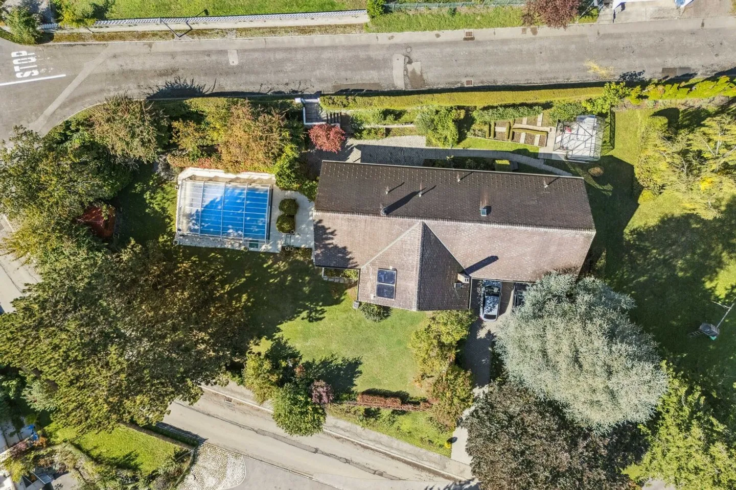 Villa spaziosa con piscina e vista libera - Foto 16 di 16