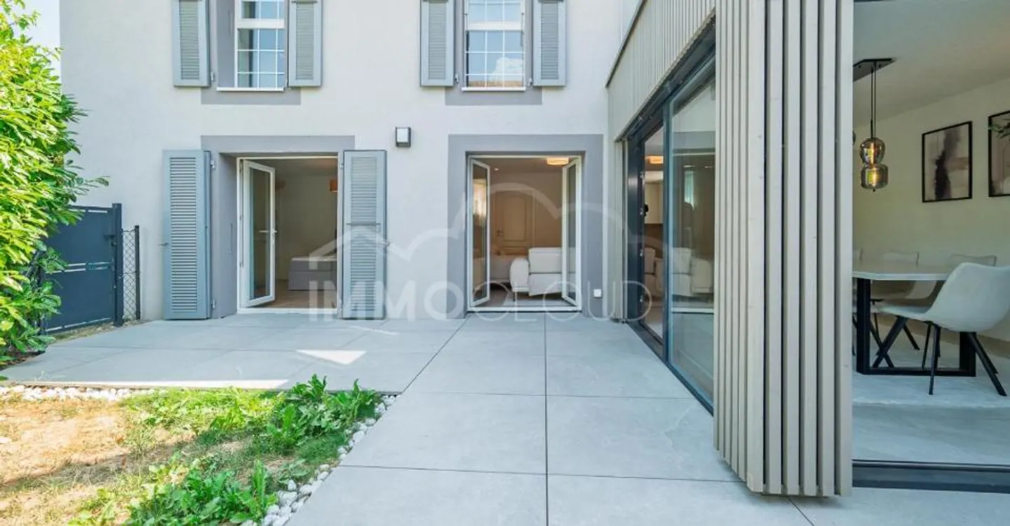 Duplex with terrace - Photo 1 of 11