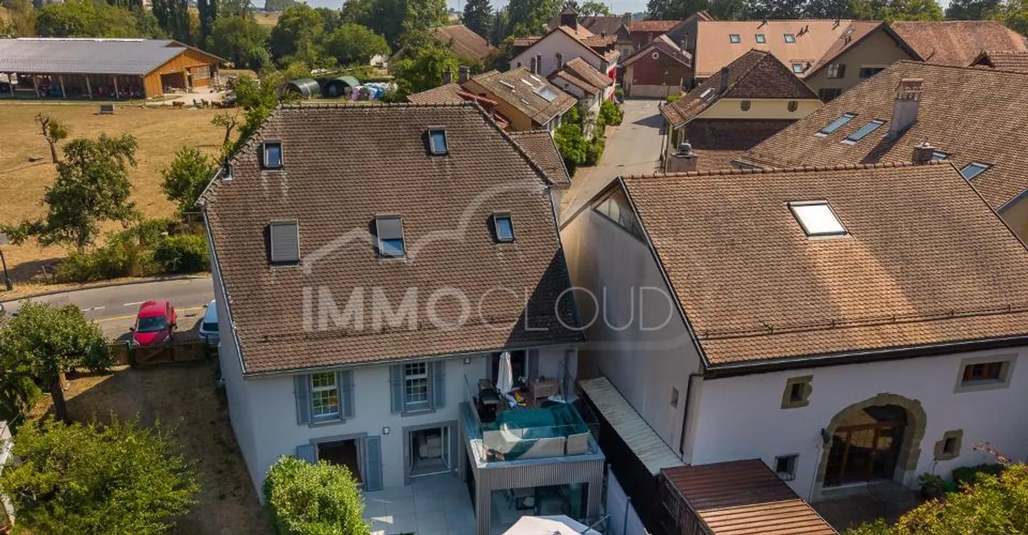 Duplex with terrace - Photo 6 of 11