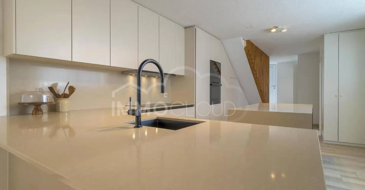 Duplex with terrace - Photo 8 of 11