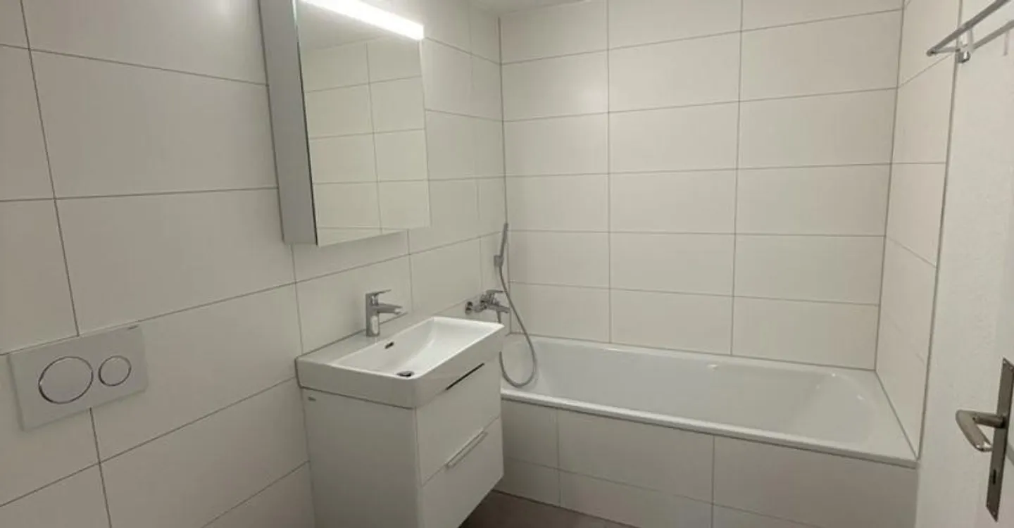 Ristrutturato di recente e ridisegnato con stile - 1° affitto netto in omaggio! - Foto 6 di 9