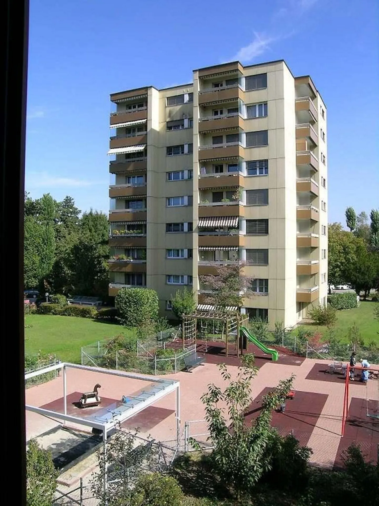 Small but nice... 1-room apartment in Dietlikon - Photo 1 of 3