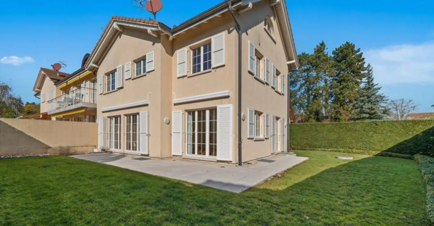 ESCLUSIVITÀ | LA VILLA FAMILIARE CHE IL MERCATO NON HA PIÙ - Foto 1 di 7