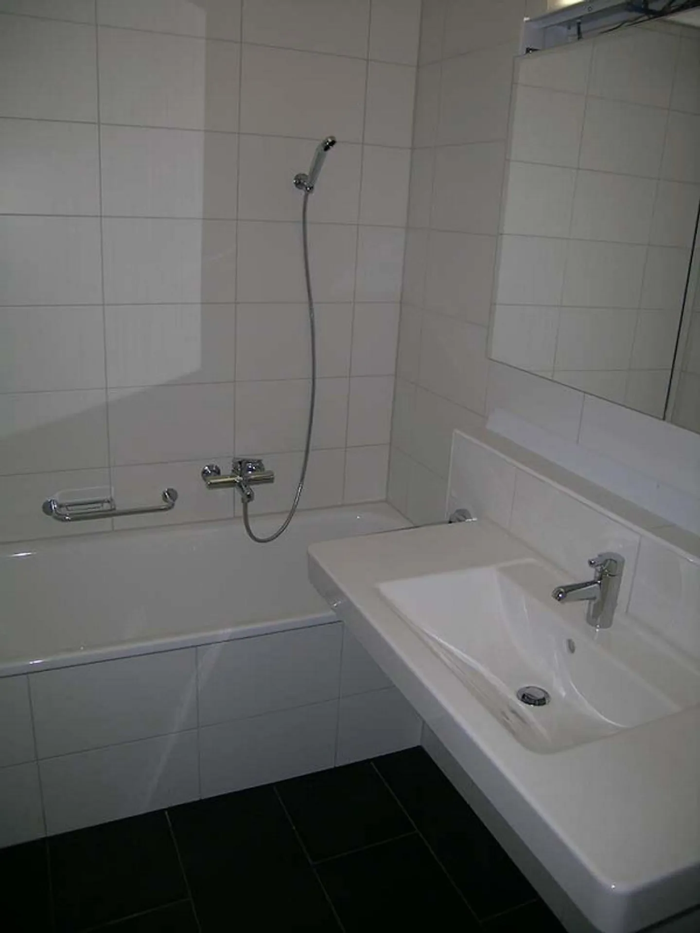 Small but nice... 1-room apartment in Dietlikon - Photo 3 of 3