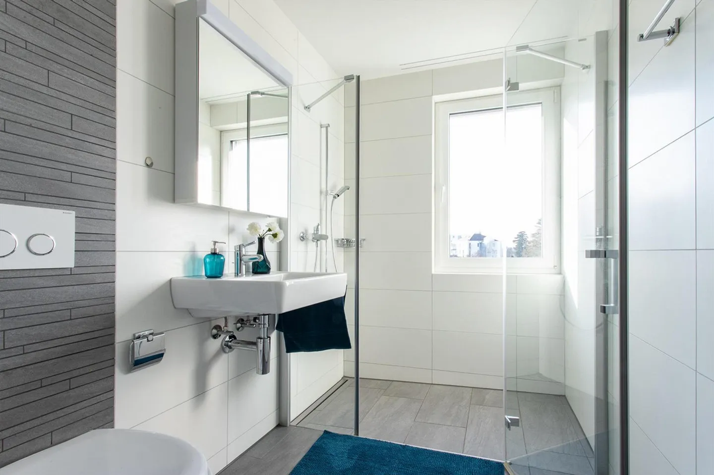 Wohnen mit fantastischer Seesicht! - Foto 5 von 9