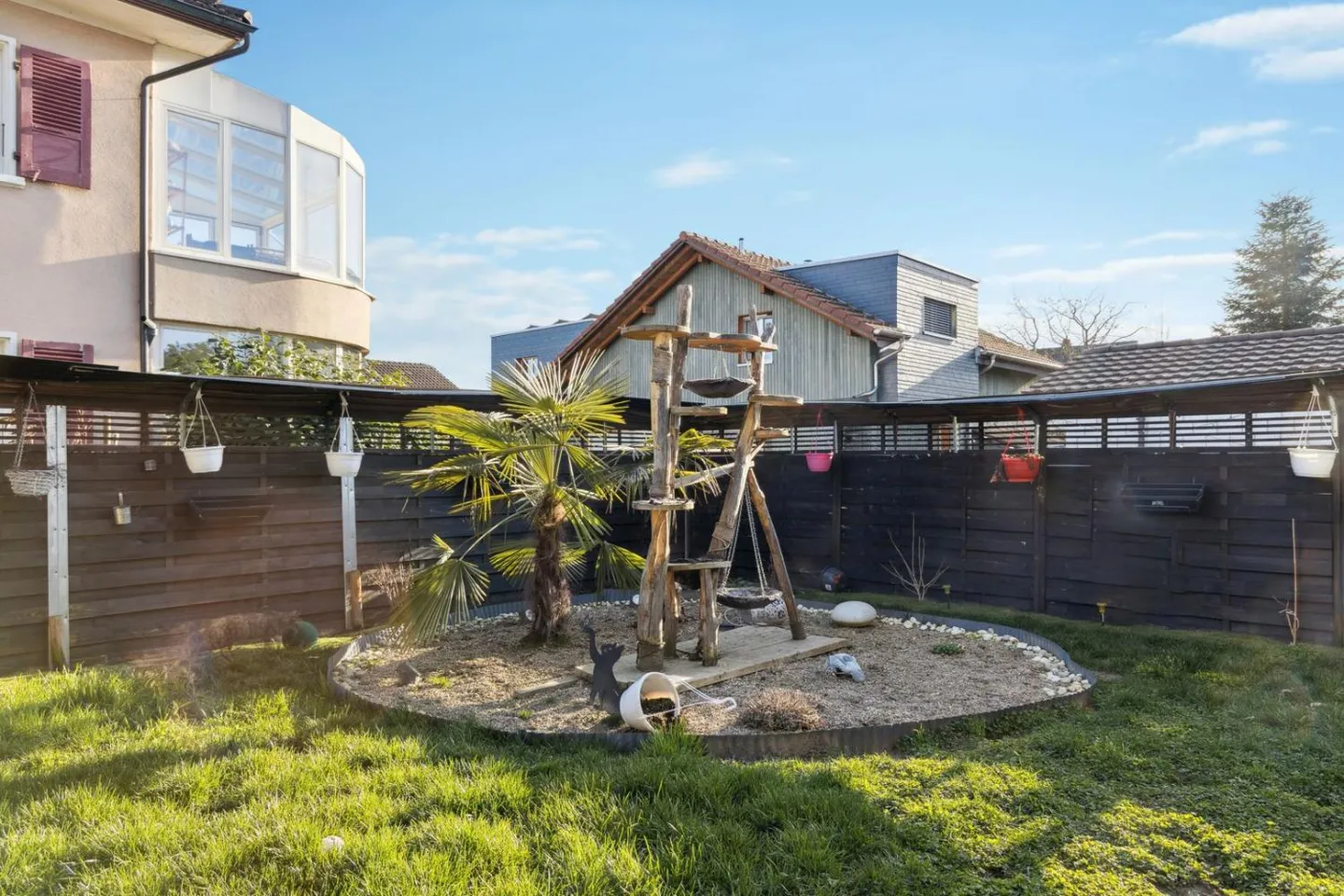 Edificio in affitto solido - Foto 10 di 13