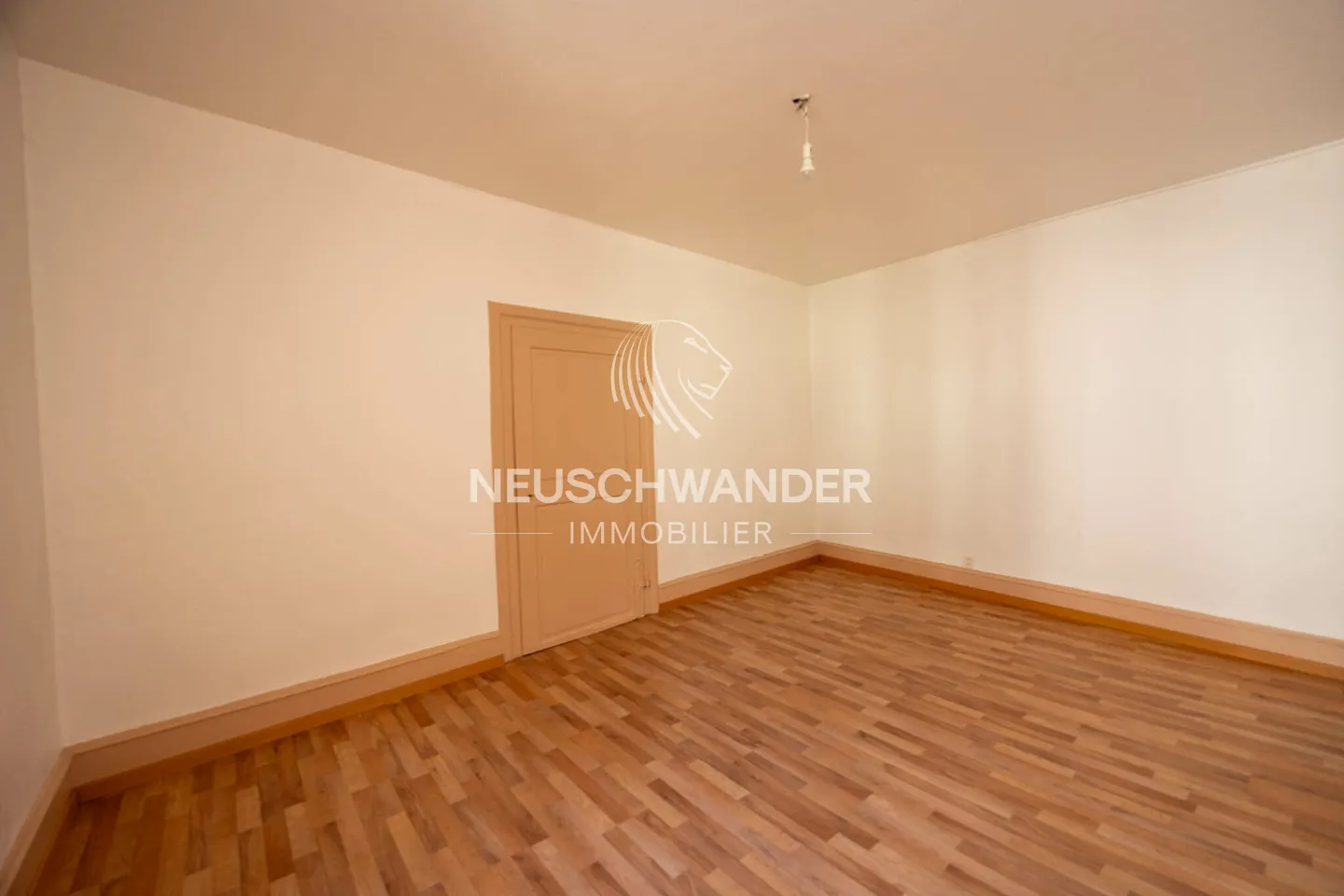 Edificio ad uso misto in vendita - Foto 10 di 13