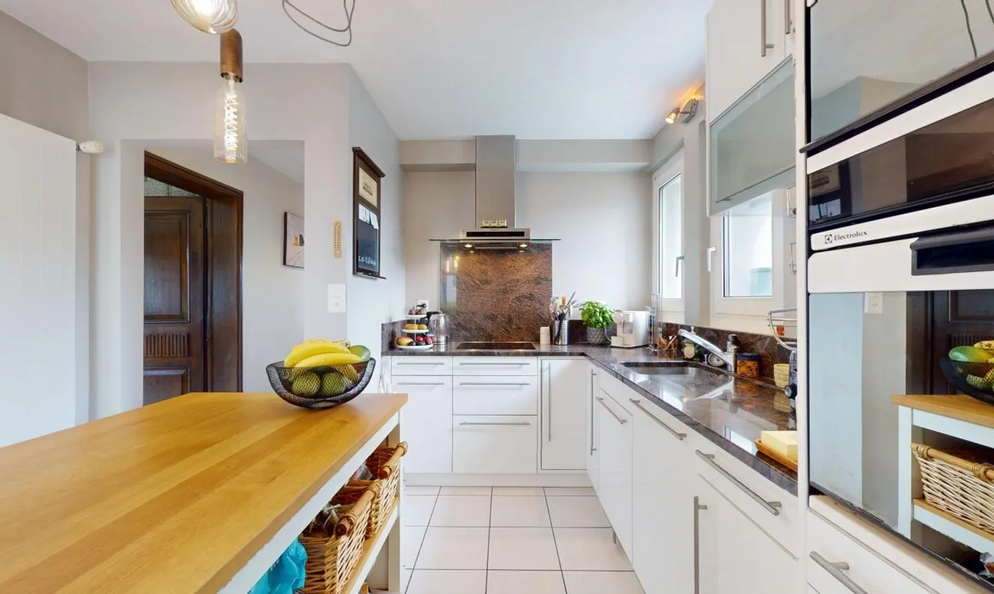 Magnificent individual villa in Estavayer-le-Lac with large grounds - Photo 9 of 11