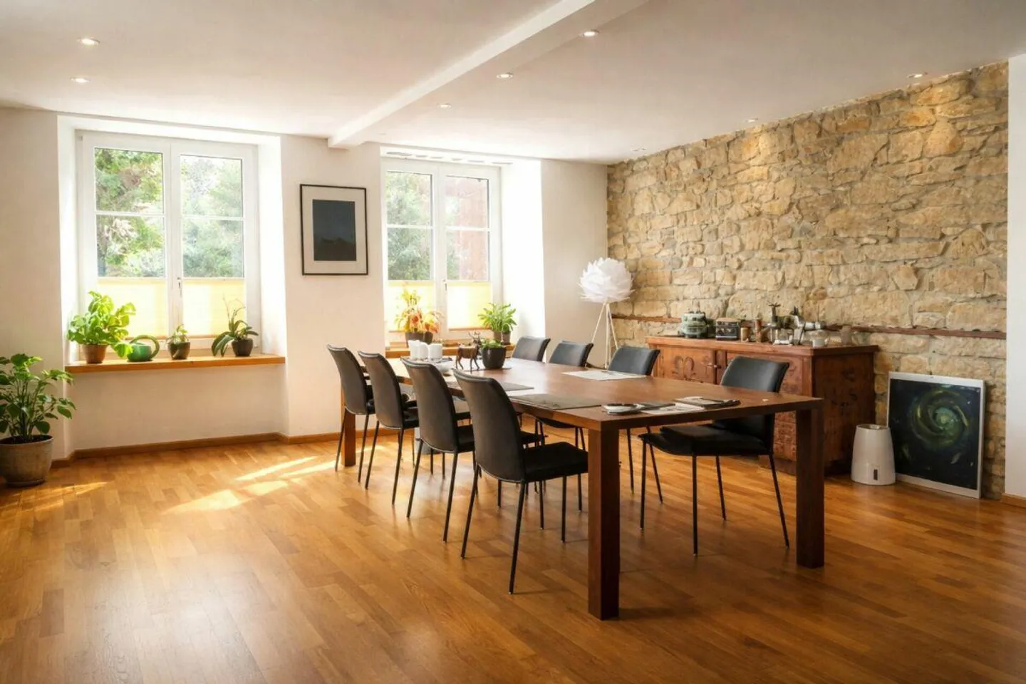 Charmantes Mehrfamilienhaus - Foto 1 von 9