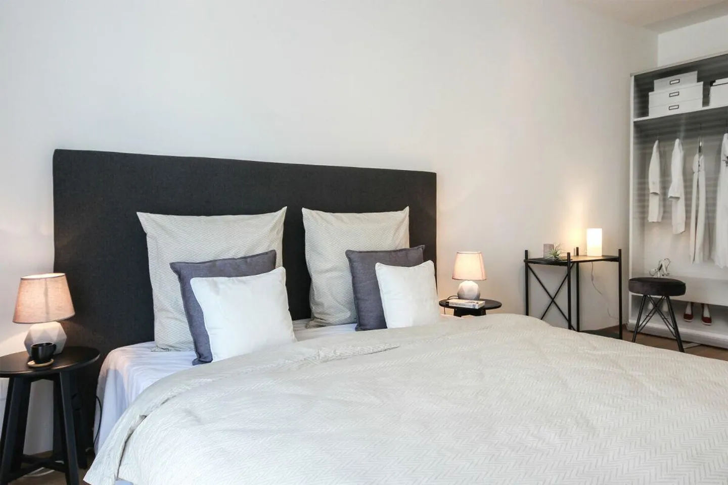 Charmante Maisonettewohnung mit eigenem Garten im Herzen von Reinach - Foto 6 von 9