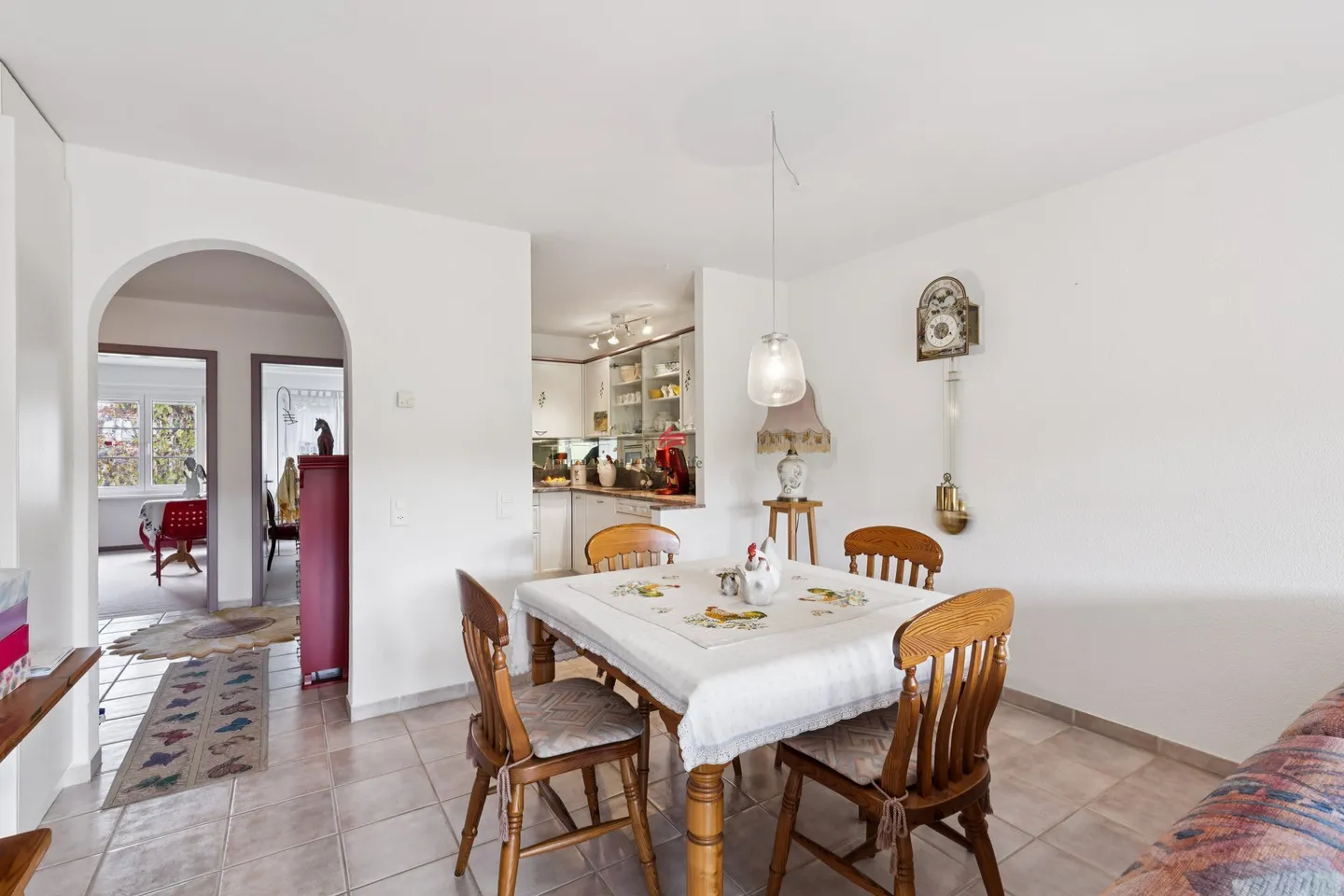 Cozy Garden Apartment with Unobstructed View - Photo 3 of 11