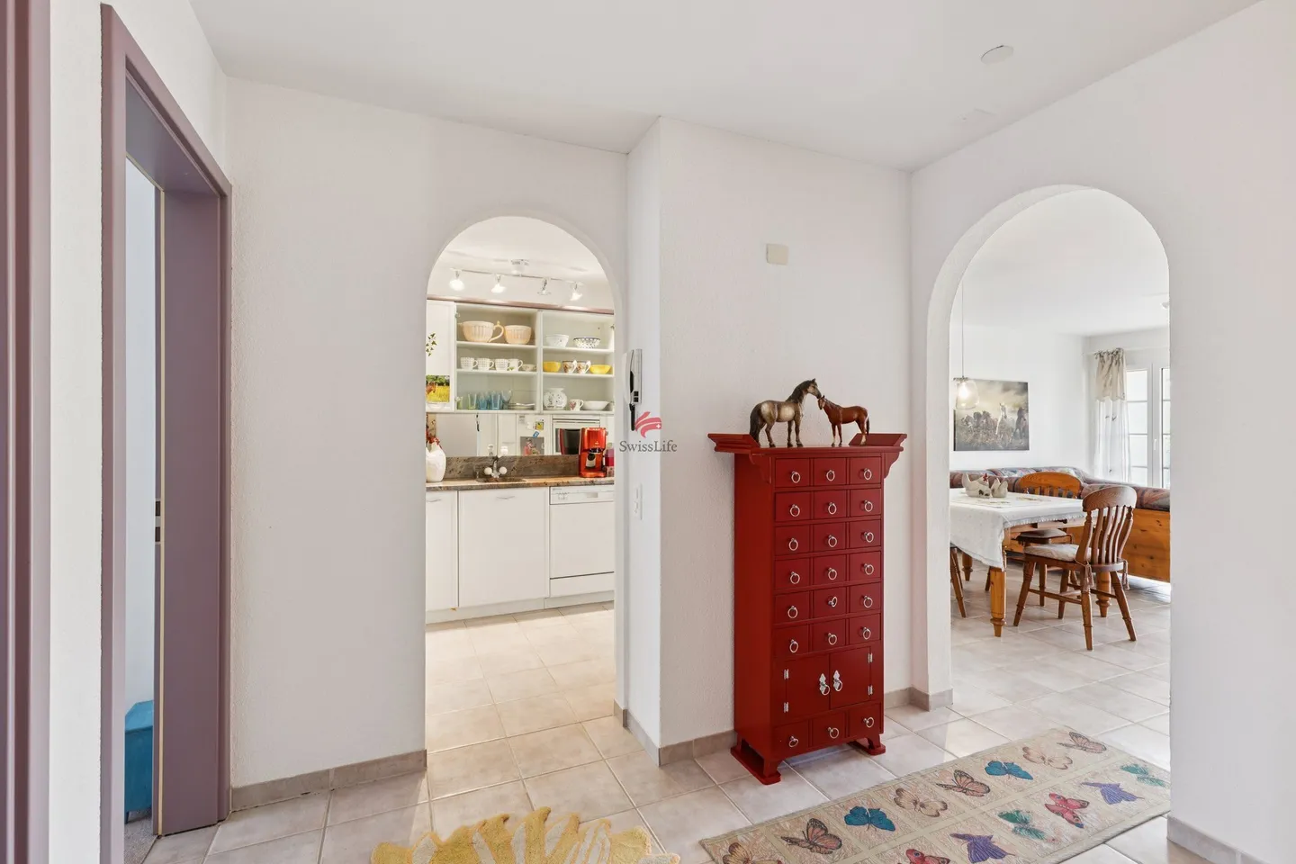 Cozy Garden Apartment with Unobstructed View - Photo 5 of 11