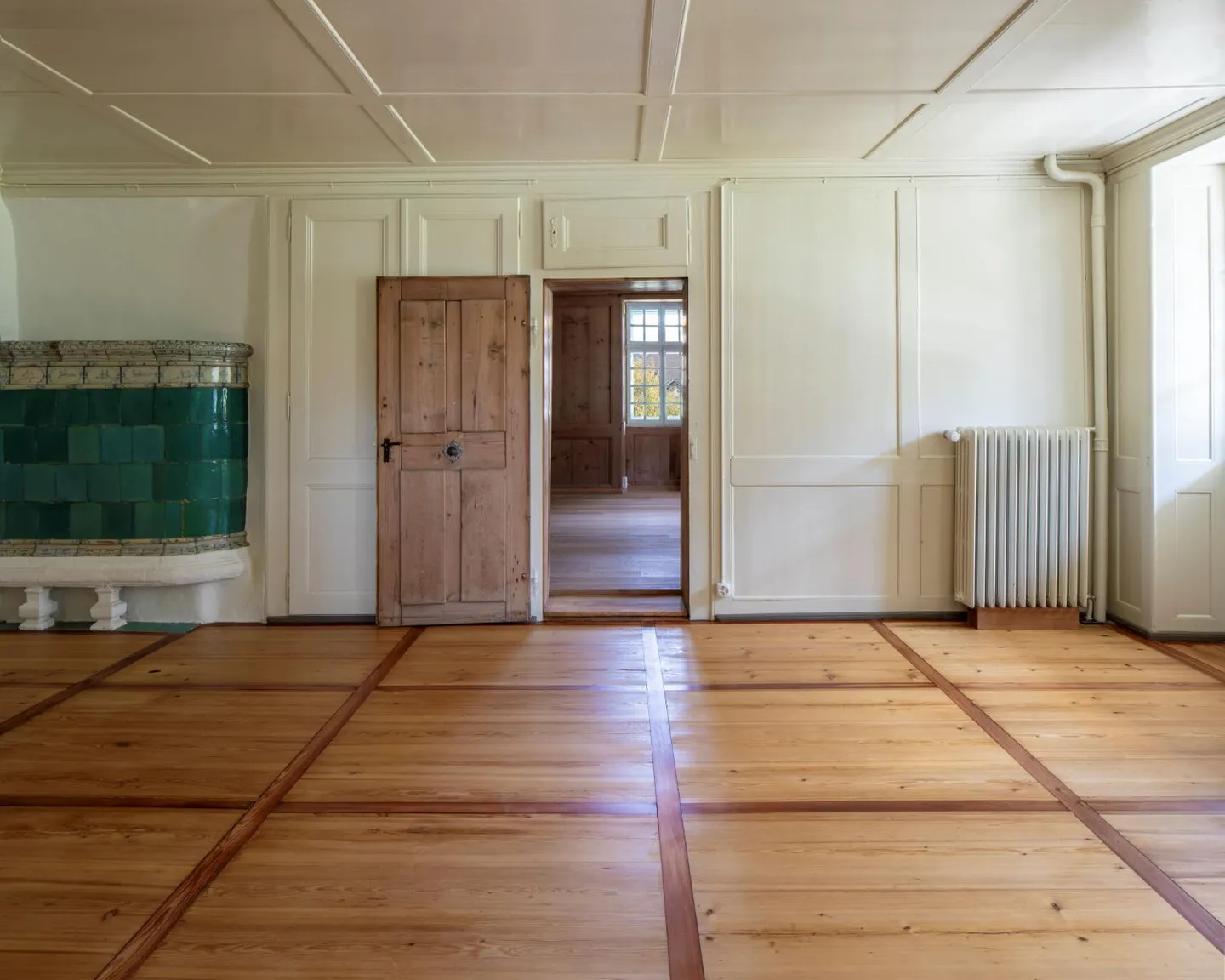 8-room house - Photo 5 of 7