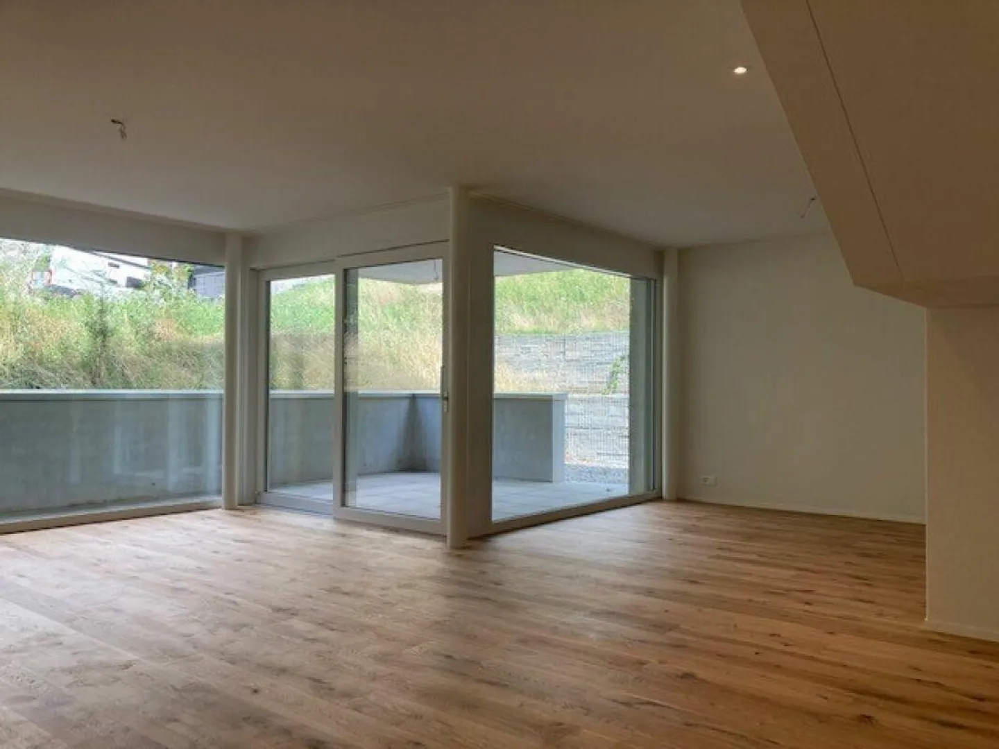 Ampio e luminoso appartamento duplex di 4,5 locali con contratto di affitto - Foto 17 di 19