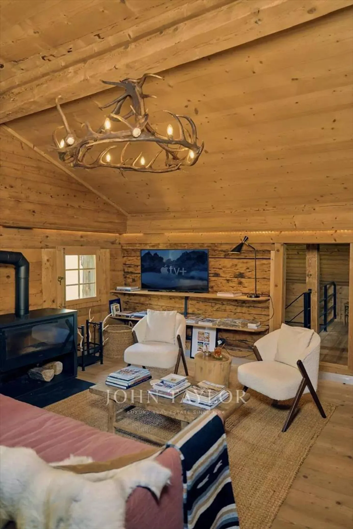 Charming Renovated Farmhouse - Photo 7 of 13