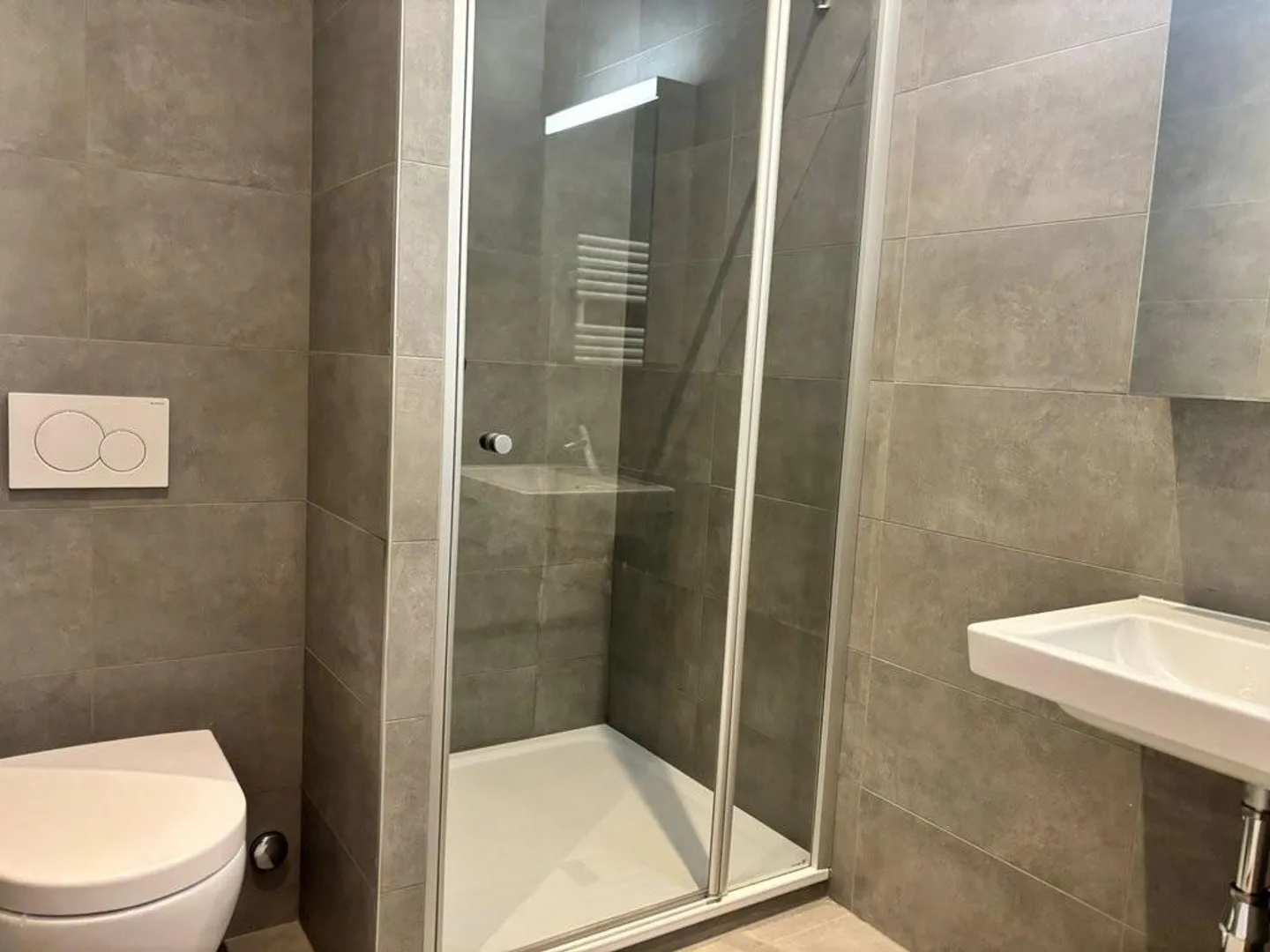 Wunderschöne, vollständig renovierte Wohnung im Herzen von Champel - Foto 8 von 12