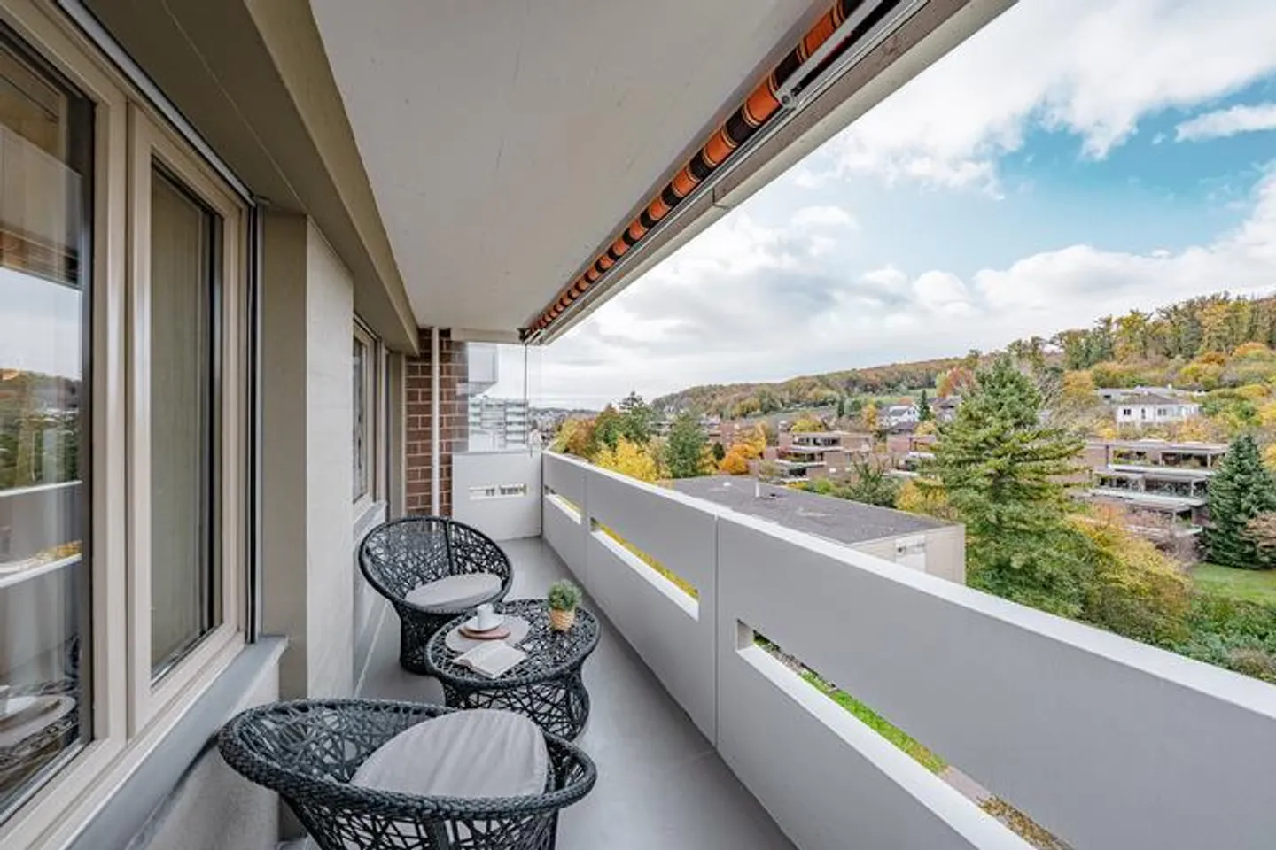 TOLLE 4.5 ZIMMER WOHNUNG - TIPTOP  TOTALSANIERT - Foto 6 von 7