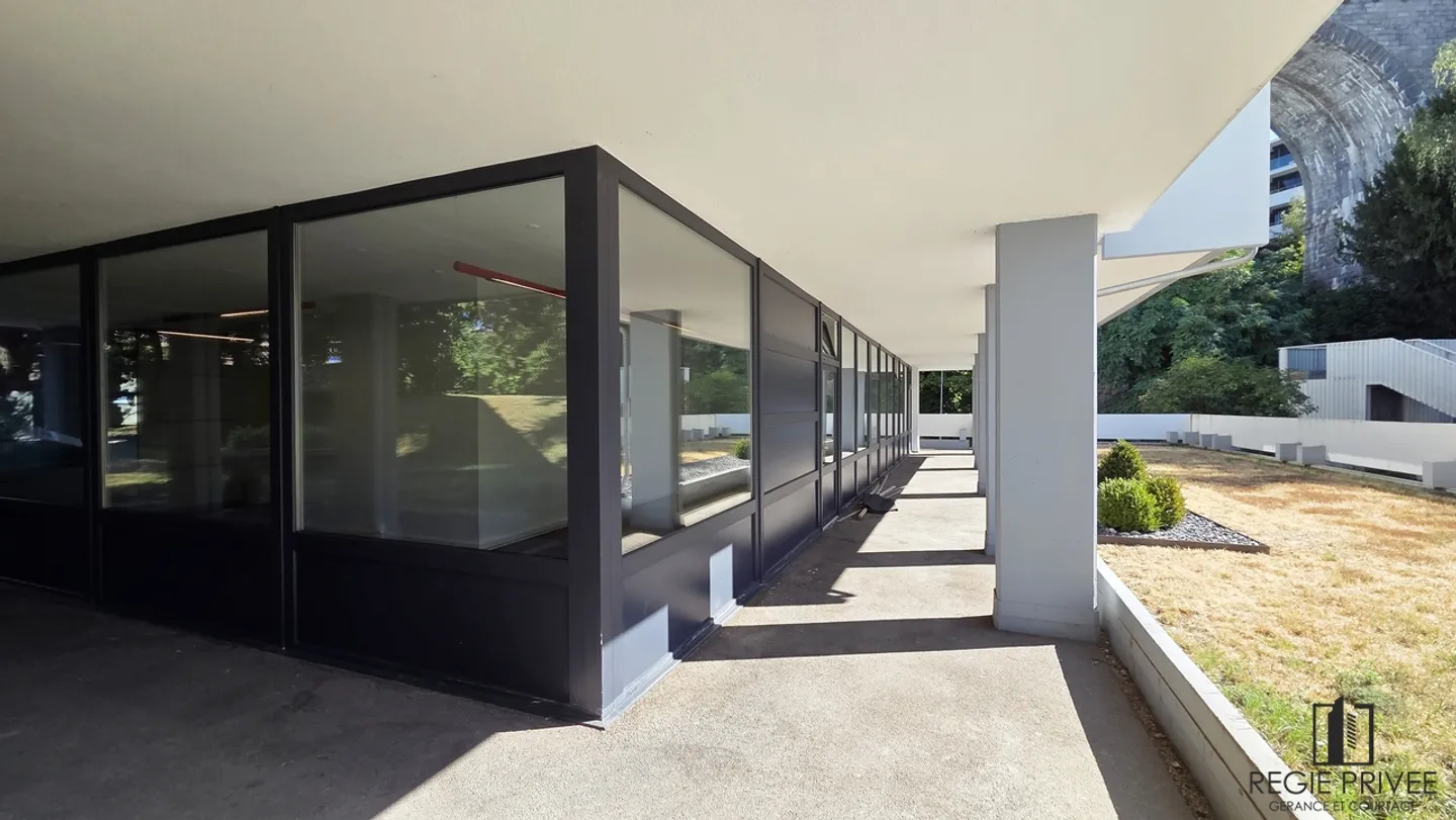 Commercial space on the ground floor - Photo 6 of 8