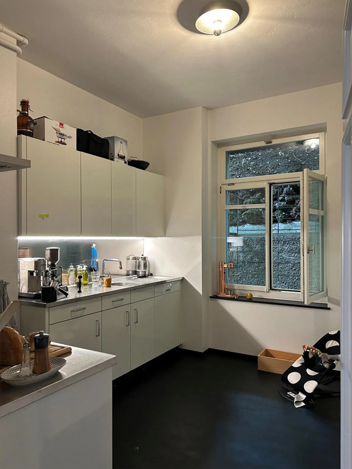 Art Nouveau Apartment at Rosenberg - Photo 10 of 14
