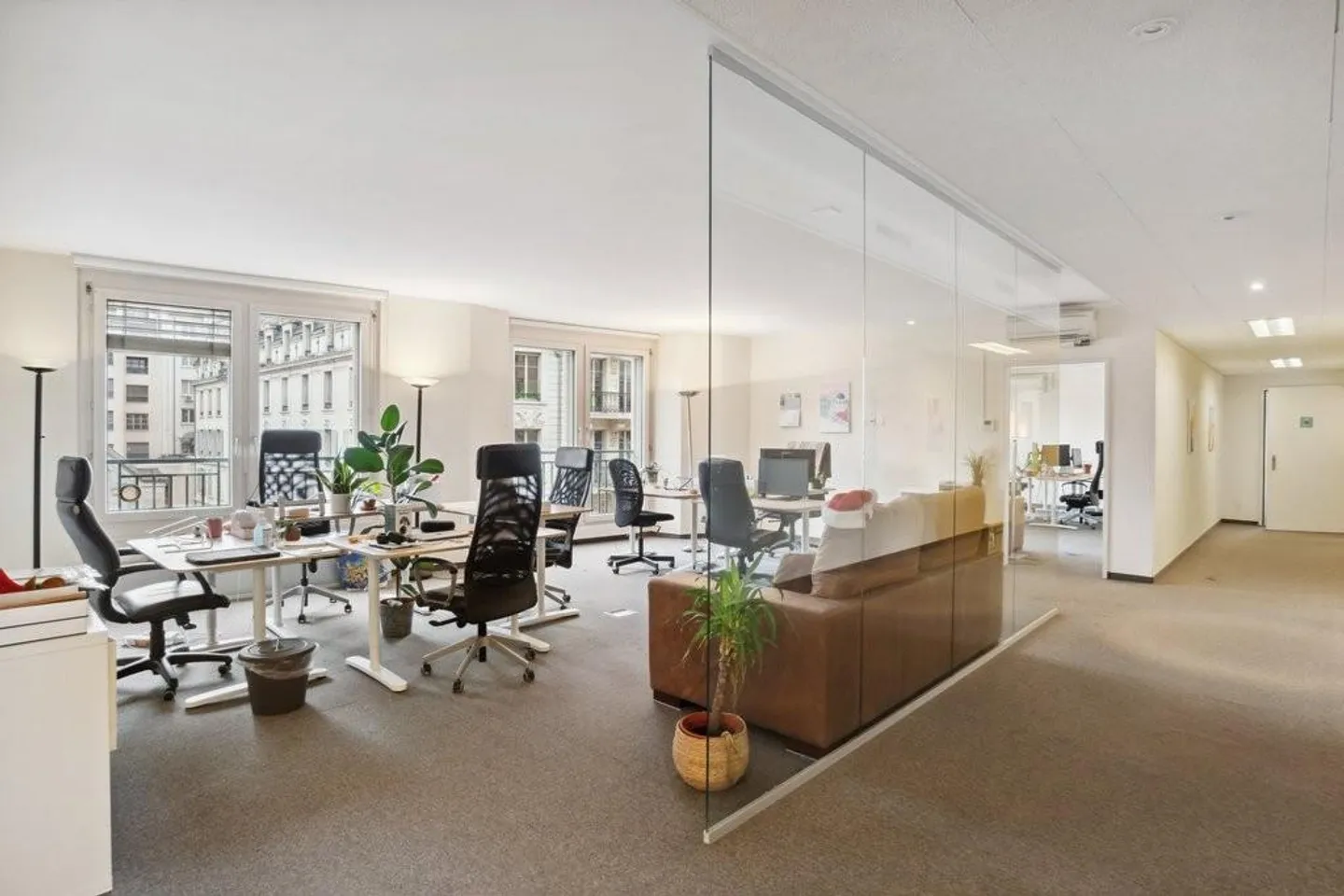 Install your offices in the heart of Lausanne city - Photo 2 of 10
