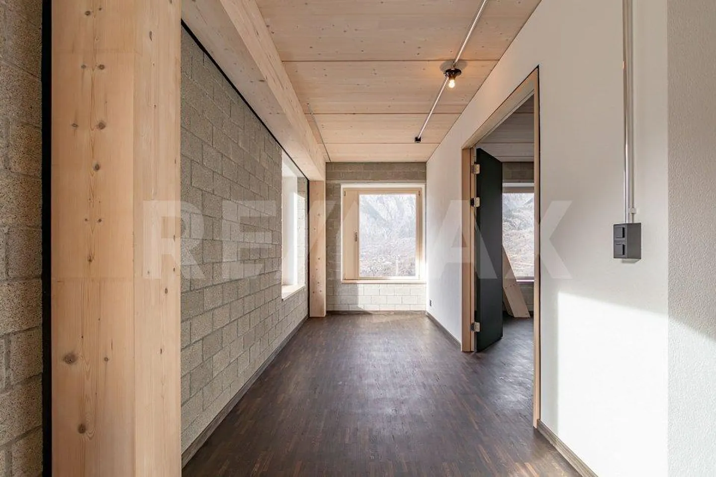 Casa Plurifamiliare Moderna - Foto 8 di 13