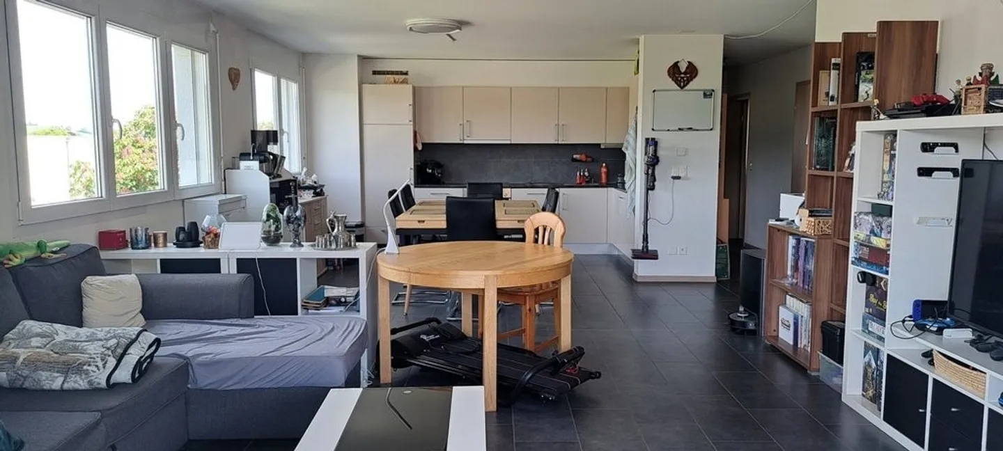 In affitto: Bell'appartamento moderno di 3,5 locali - Foto 4 di 9