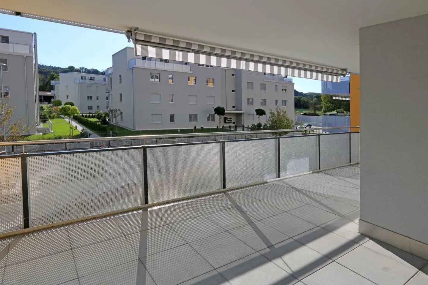 Are you looking for a perfect family apartment in the green? - Then you are in the right place! - Photo 9 of 12