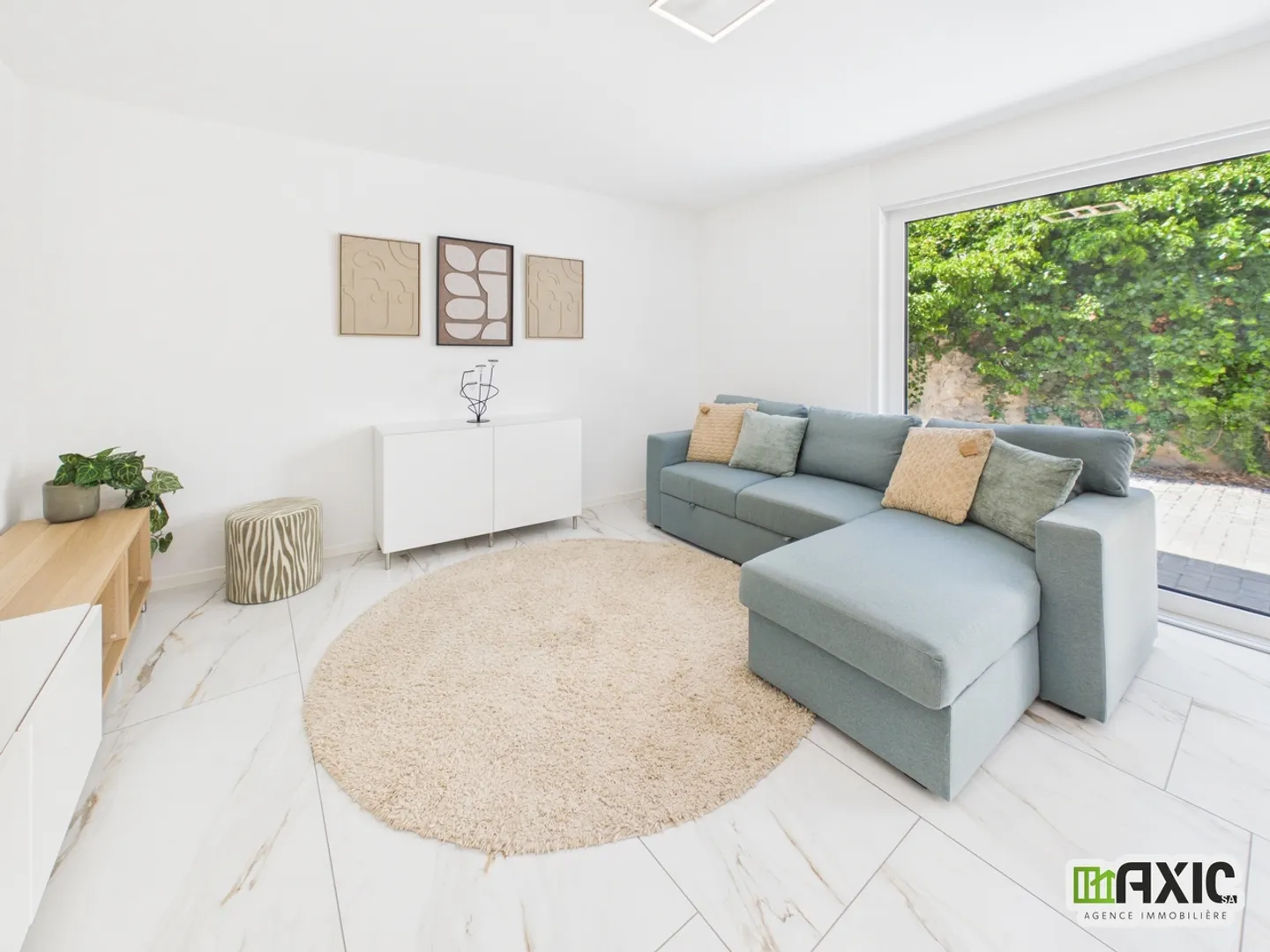 ZU VERMIETEN - Neue 2.5 Zimmer Wohnung im Erdgeschoss mit großer privater Terrasse. - Foto 2 von 13