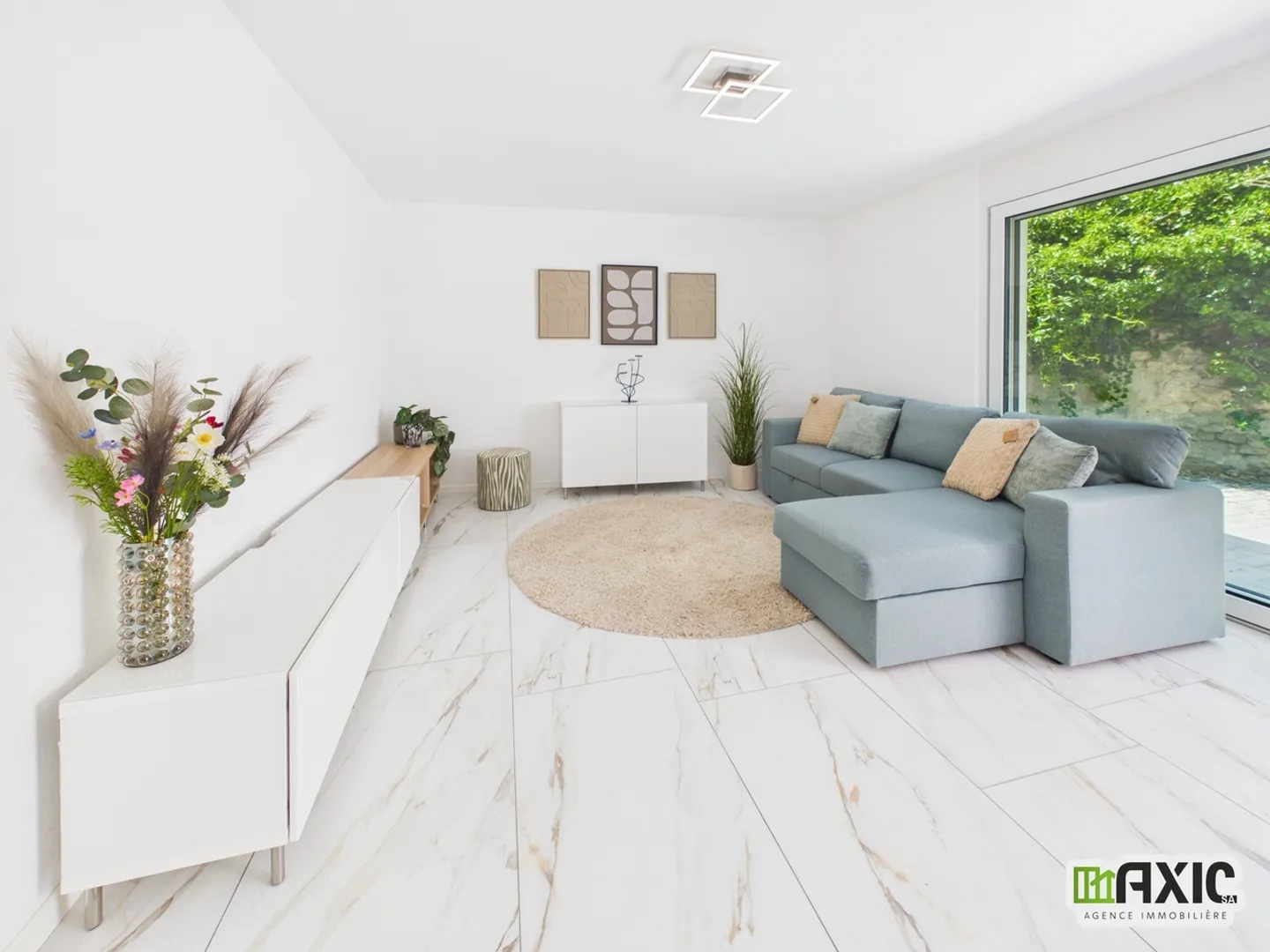 ZU VERMIETEN - Neue 2.5 Zimmer Wohnung im Erdgeschoss mit großer privater Terrasse. - Foto 1 von 13