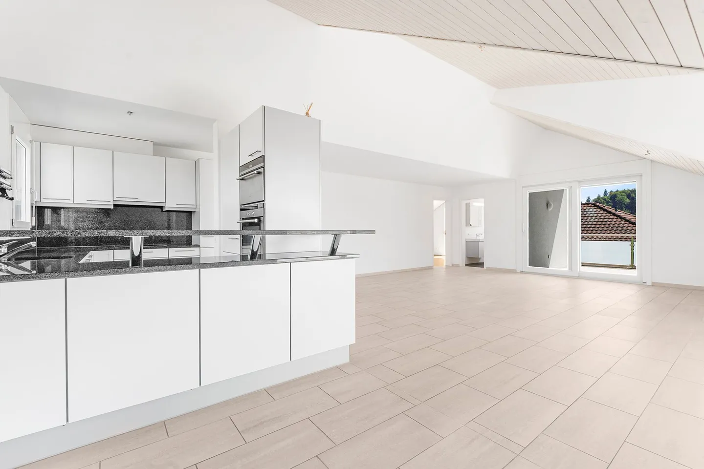 Appartement sous les toits charmant dans le vert Reusstal - Calme. Vue dégagée. Qualité de vie... - Photo 8 sur 13