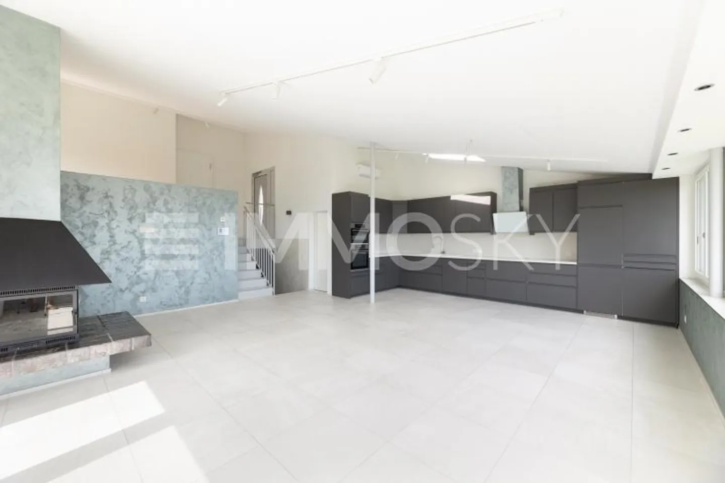 Über den Dächern – Stilvolles Wohnen mit Weitblick auf den See - Foto 5 von 5