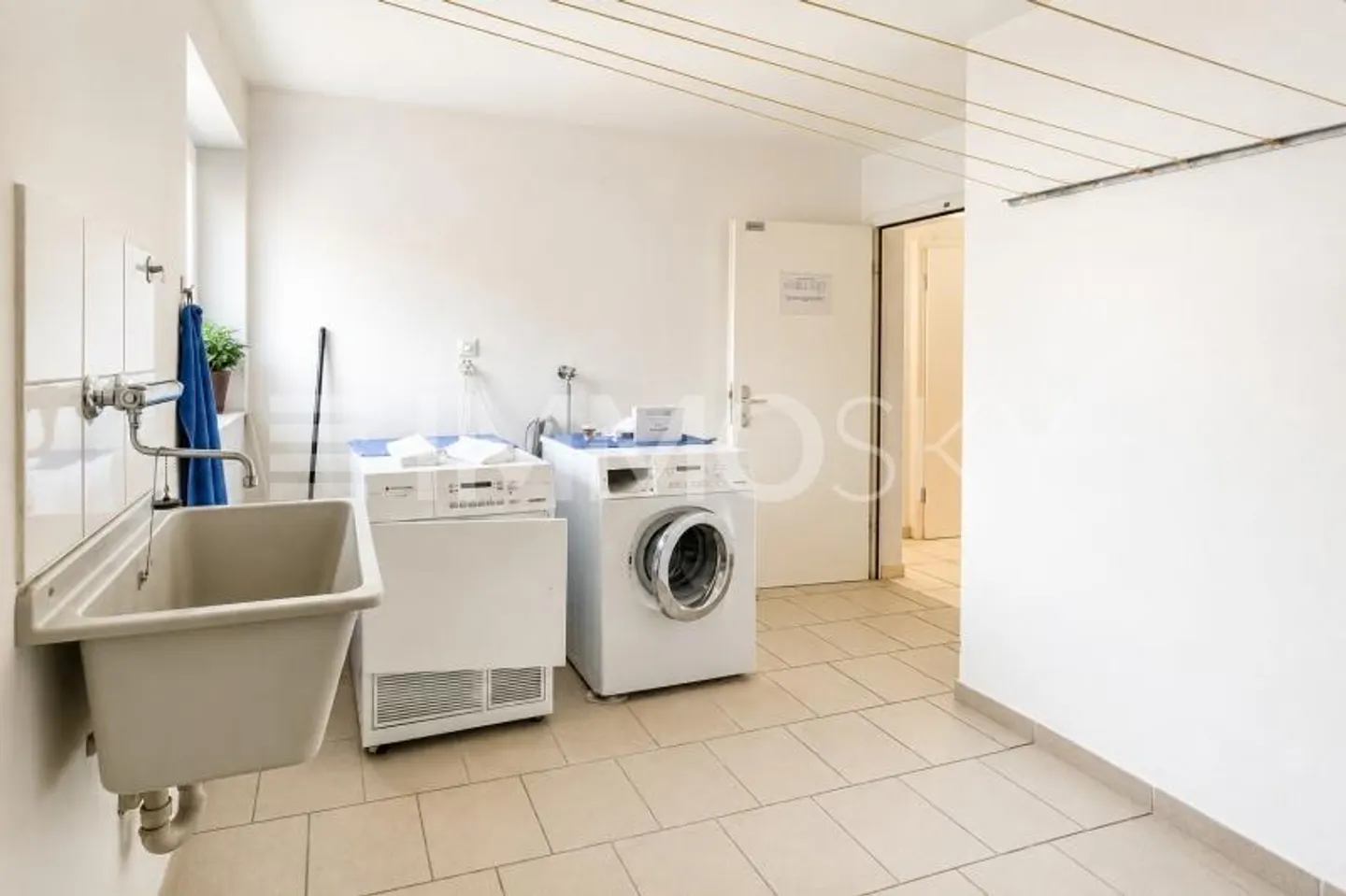 Per investitori: Edificio a 5 min. da Chavornay (Rendimento ca. 4,29%) - Foto 4 di 5