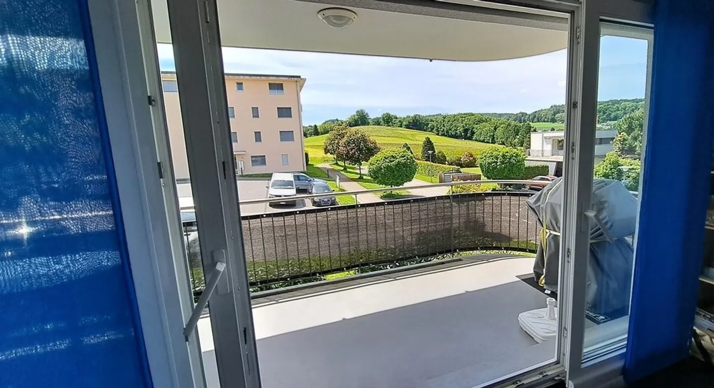 In affitto: Bell'appartamento moderno di 3,5 locali - Foto 9 di 9