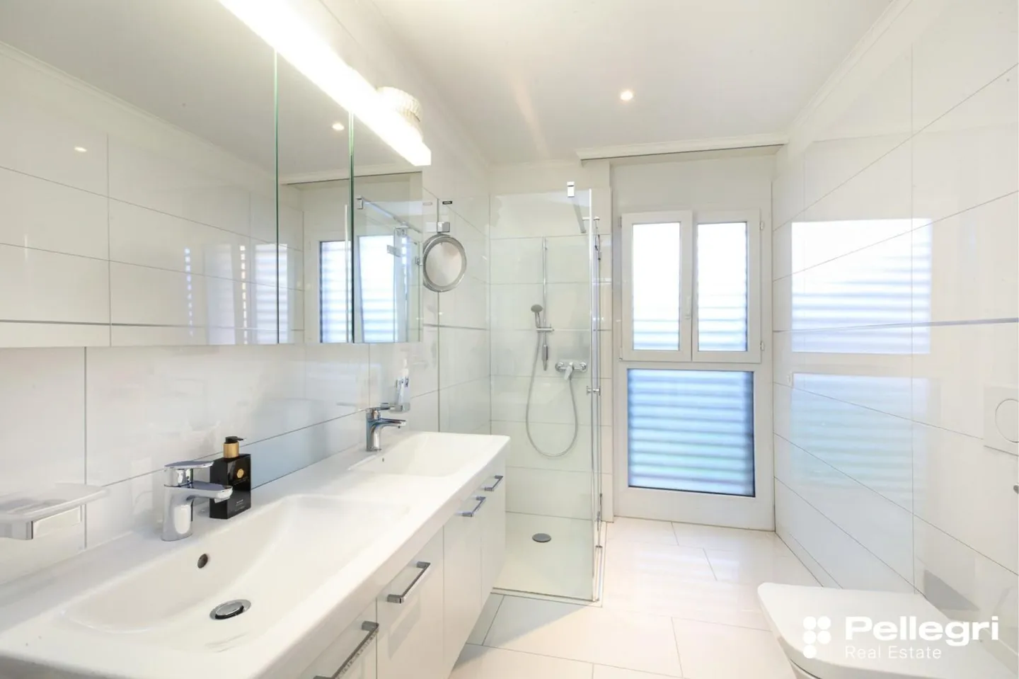 Appartement de jardin moderne et central de 4,5 pièces - Photo 4 sur 4