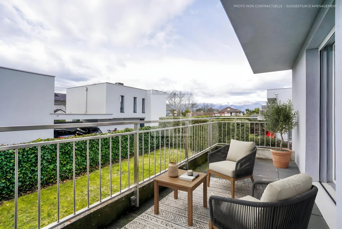 8-Zimmer-Haus - Foto 1 von 5