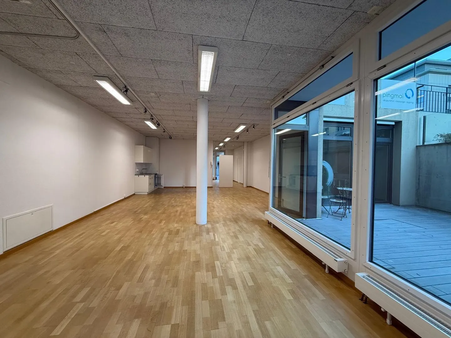 Spazio ufficio/retail centrale a Belp (Attività non alimentari) - Foto 4 di 6