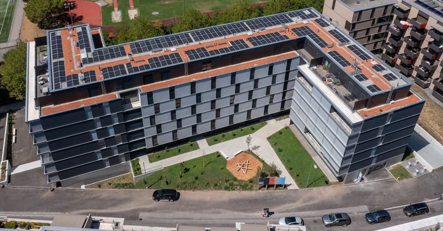 Edificio ad uso misto in affitto - Foto 3 di 5