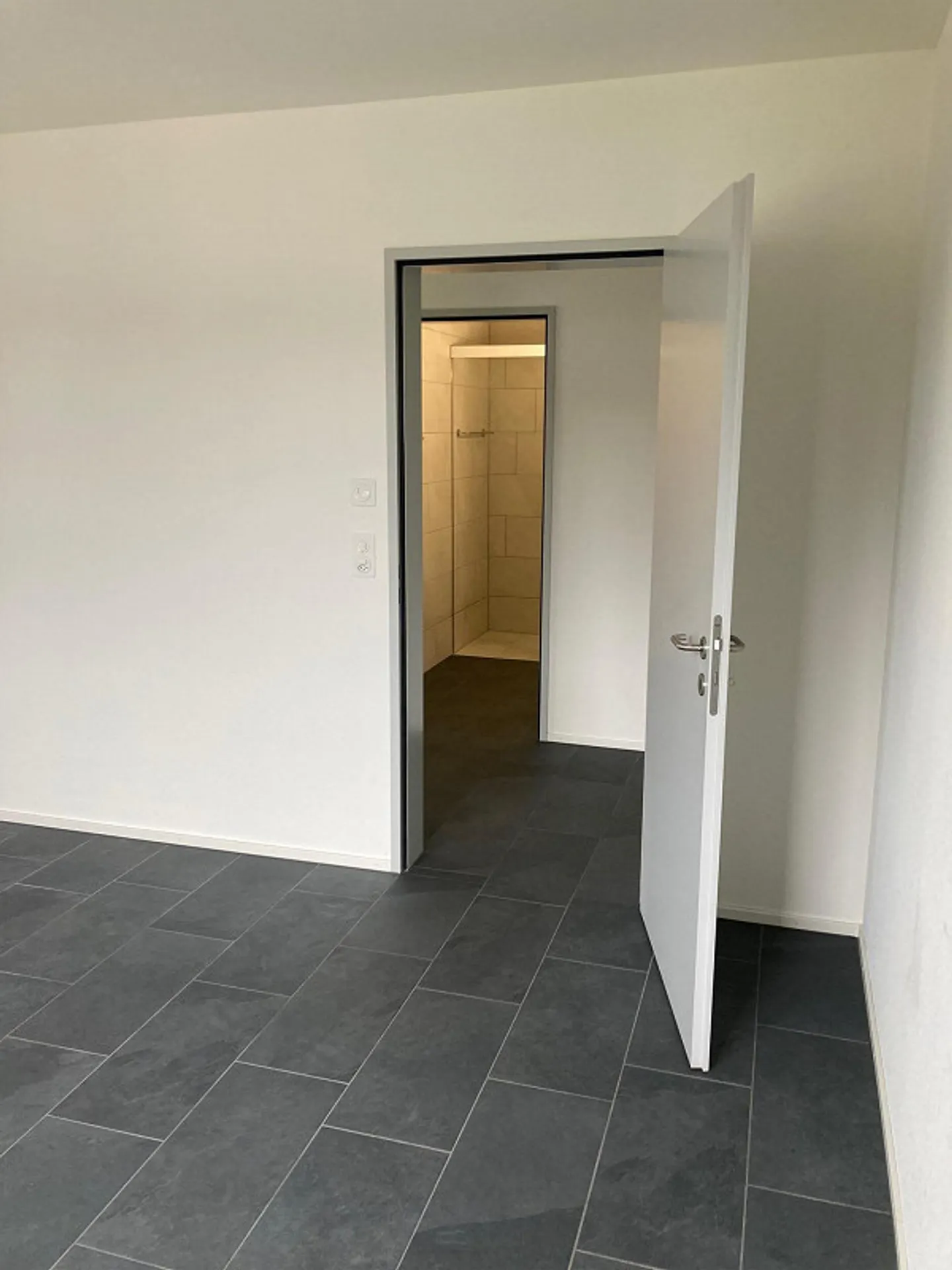 Moderne Wohnung mit Wintergarten - Foto 12 von 15