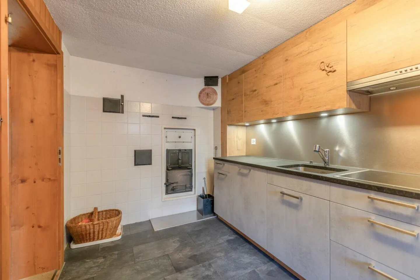 4.5-Room Terraced House in the Center of Schwanden - Photo 4 of 11