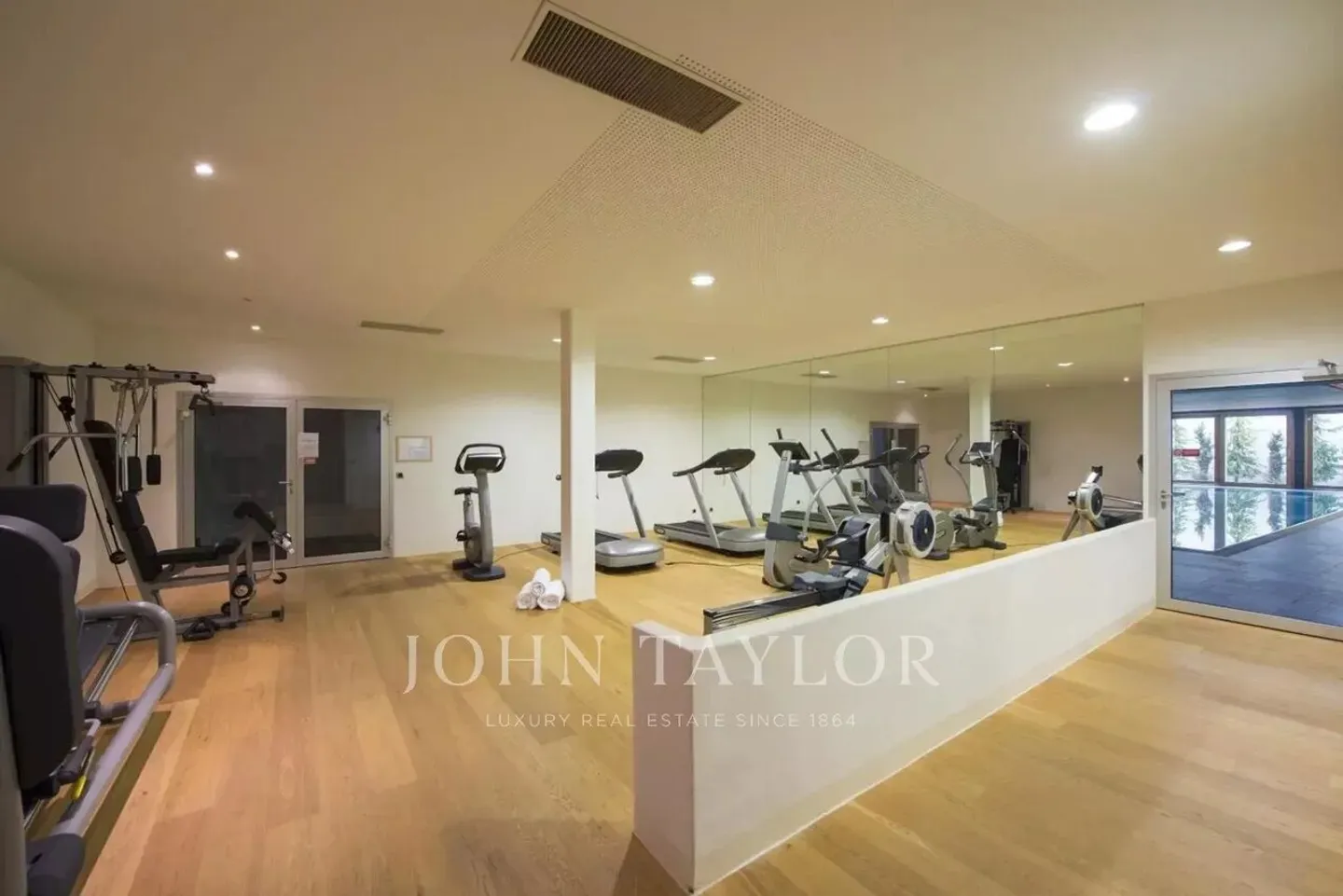 PENTHOUSE MODERNO | 4 CAMERE | 8 POSTI LETTO | CENTRO DI VERBIER - Foto 7 di 13