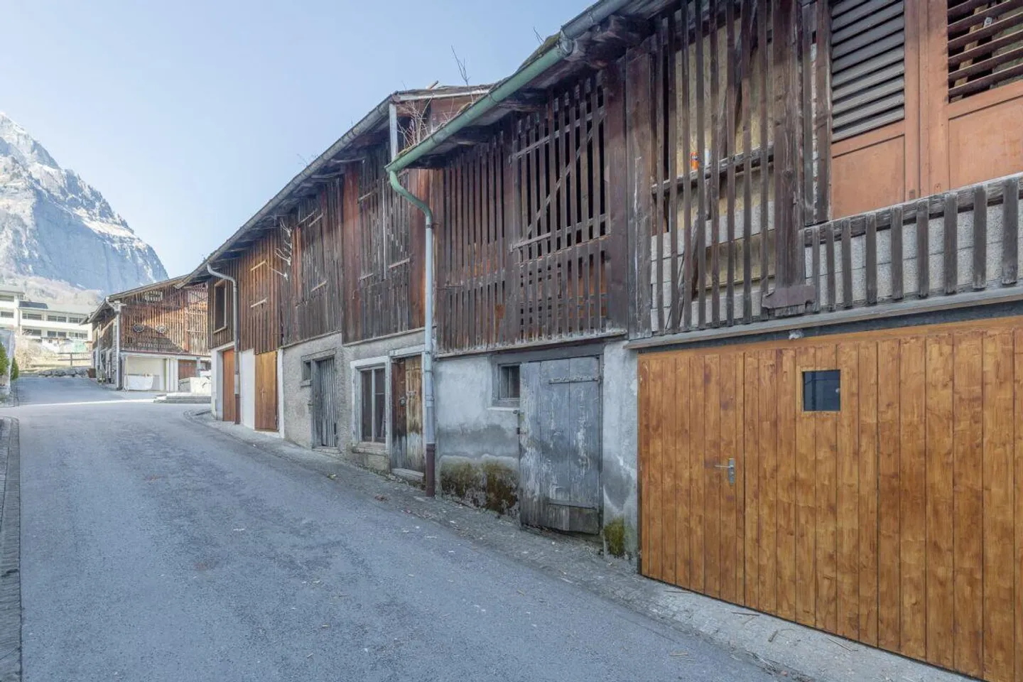 4.5-Room Terraced House in the Center of Schwanden - Photo 10 of 11