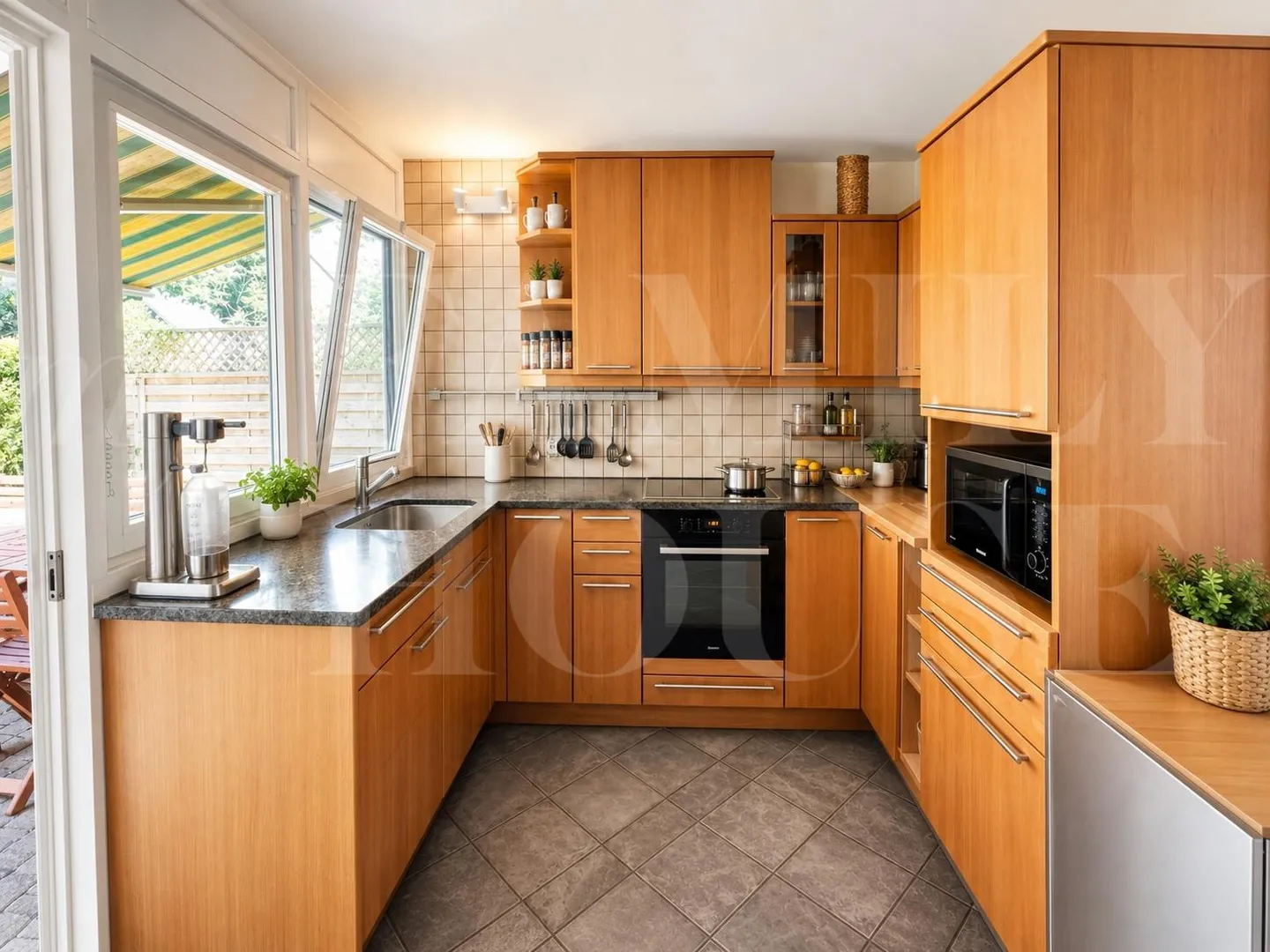 ESCLUSIVITÀ: Magnifico triplex di 325 m2 PPE situato all'interno di un antico edificio - Foto 2 di 11