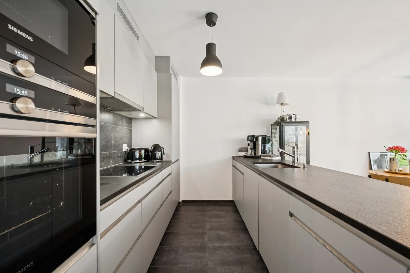 Modern 5.5-Room Mid-Terrace House Near the Lake - Your New Home in Sugiez - Photo 5 of 13