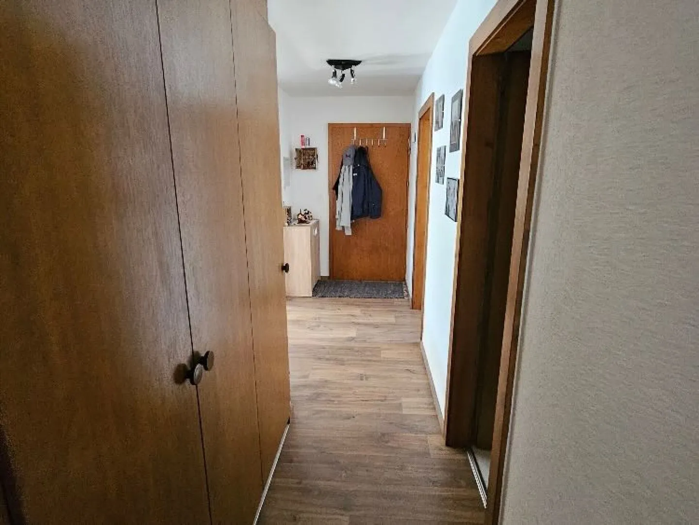 Saxon, renovated 4.5 room apartment in a small PPE. - Photo 10 of 14
